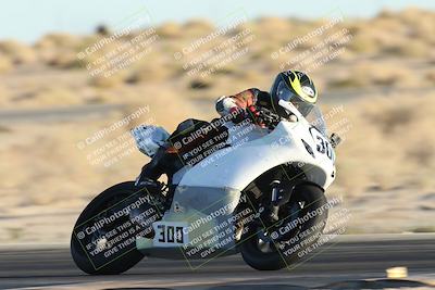 media/Dec-07-2025-CVMA (Sun) [[3e7d2de5dc]]/Race 18-Formula Twins-Formula 40 UL/